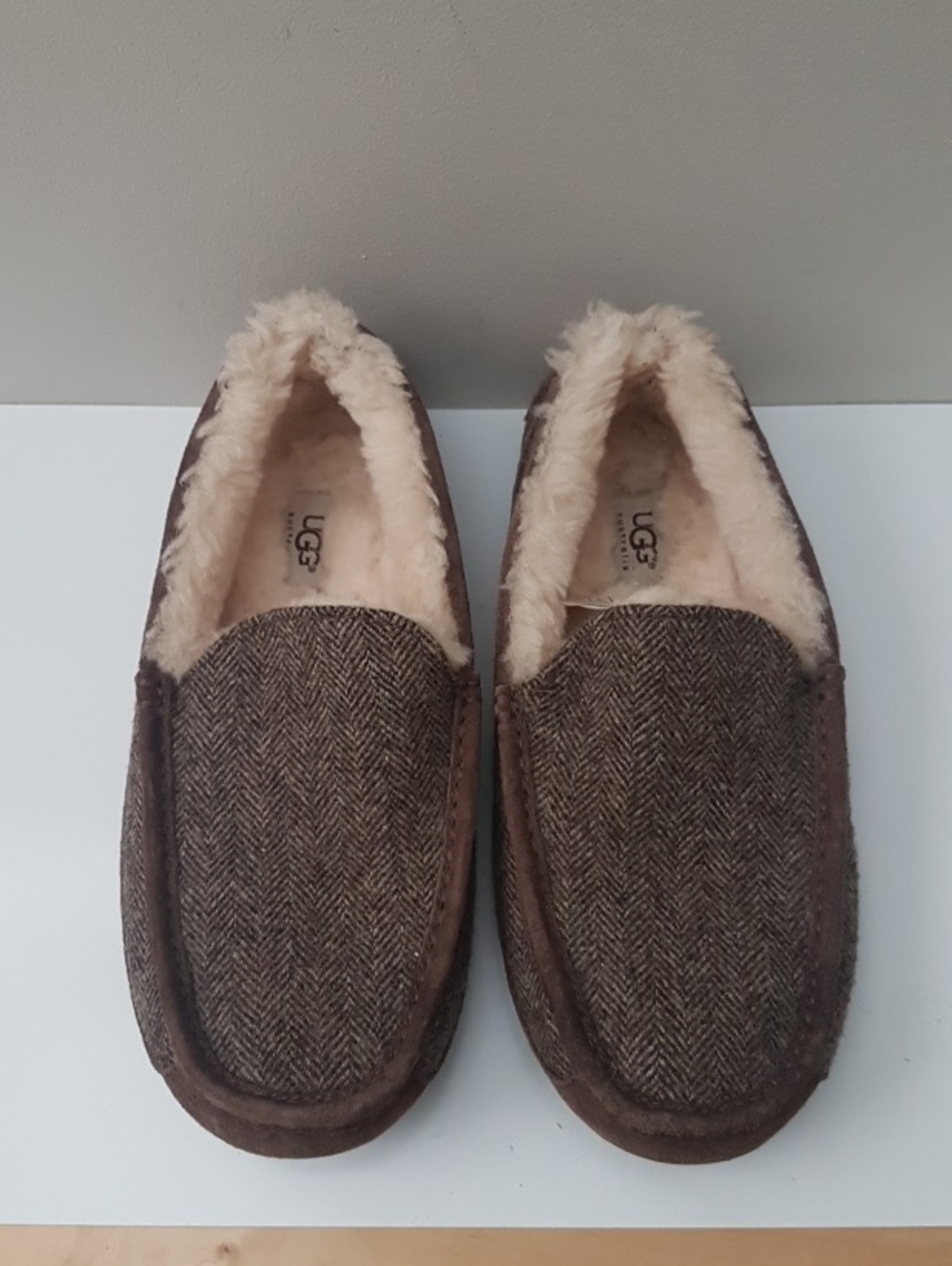UGG Men's Brown Herringbone Shearling-Lined Moccasin Slippers